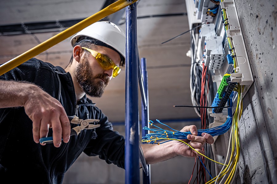 Introduction to Commercial Electrician Services in Waxahachie Texas